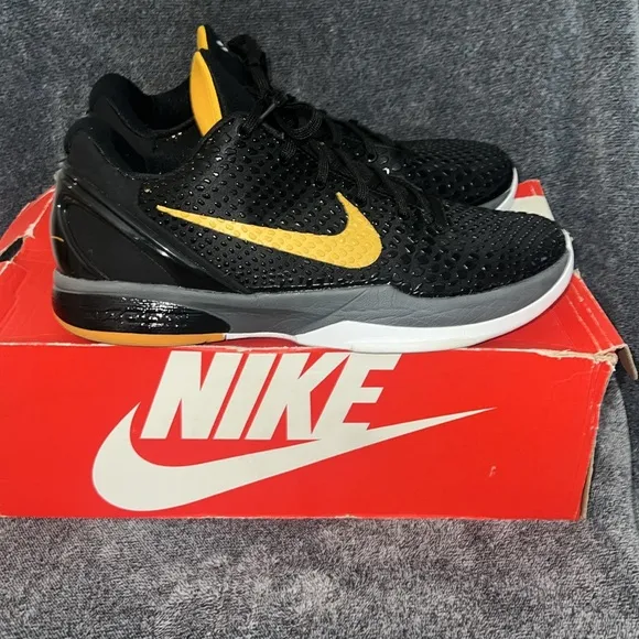 Nike Kobe Black Del Sol Sneakers