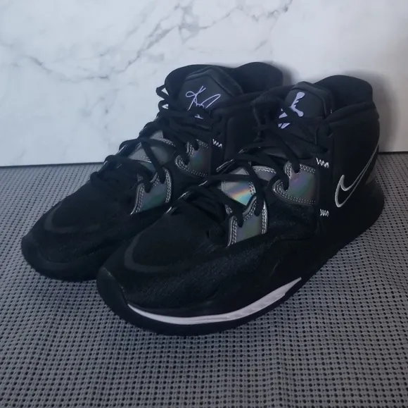 Nike Kyrie Infinity Black Metallic Silver Men Sneakers Shoes Size 10