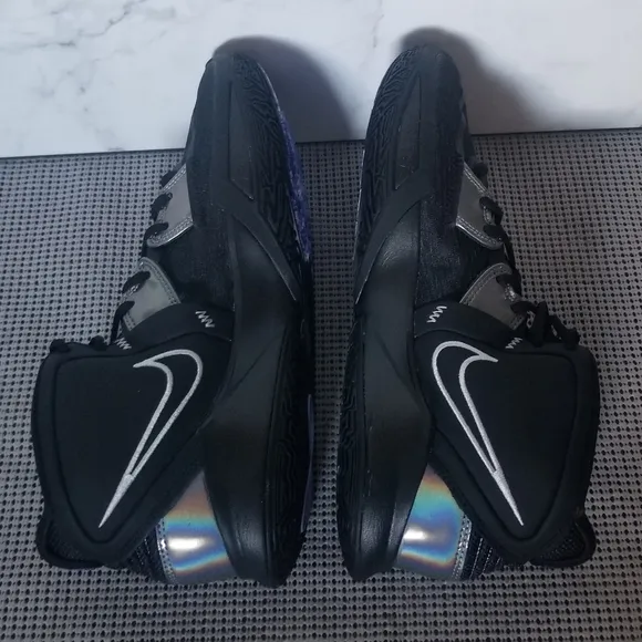 Nike Kyrie Infinity Black Metallic Silver Men Sneakers Shoes Size 10