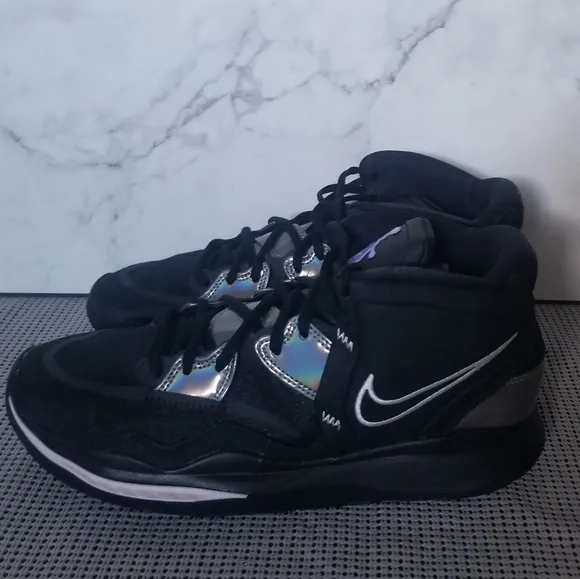 Nike Kyrie Infinity Black Metallic Silver Men Sneakers Shoes Size 10