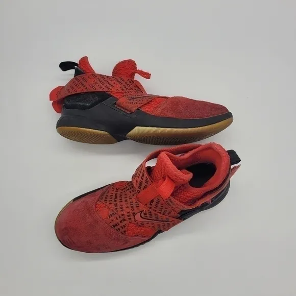 Nike LeBron Soldier XII Red/Black Kids Shoes 5 Youth 6.5 Women