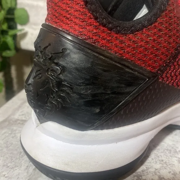 NIKE Lebron Witness 4s Red Black White Basketball shoes men’s 9