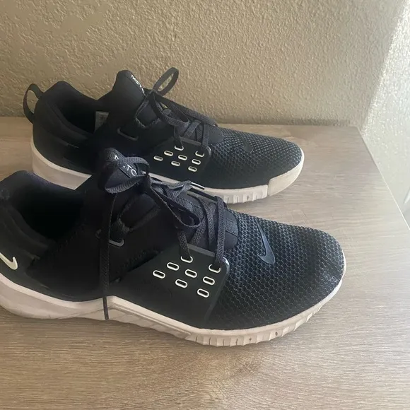 Nike Men Metcon Free 2 Athletic Shoes