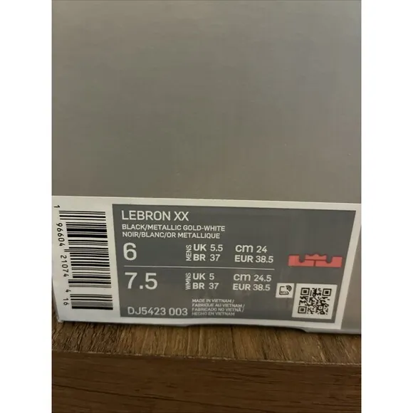 Nike Men Size 6 LeBron 20 Black Metallic Gold Basketball Shoes DJ5423-003