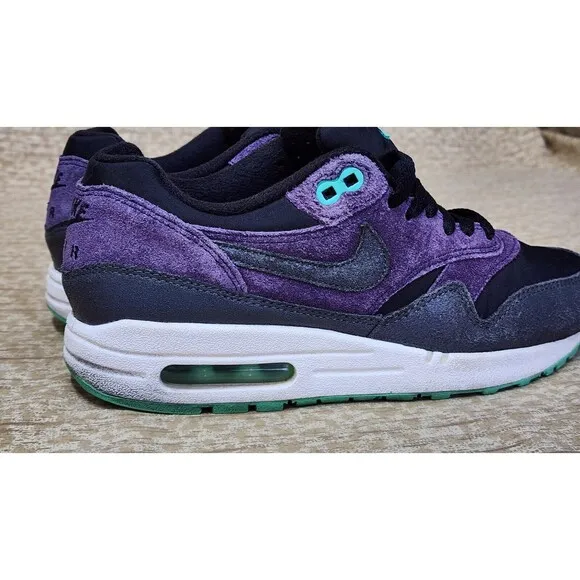Nike Men Size 7.5 US / 5 UK Air Max 1 Essential 599820-001 Black/anthracite