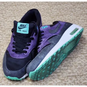 Nike Men Size 7.5 US / 5 UK Air Max 1 Essential 599820-001 Black/anthracite