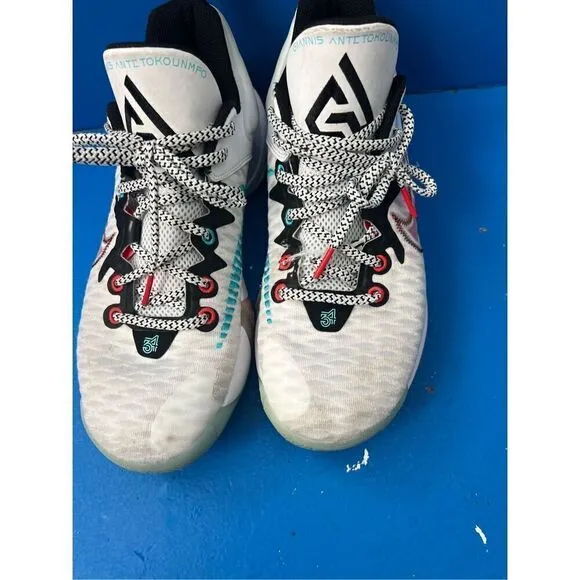 Nike Mens Giannis Immortality DH4470-100 White Basketball Shoes Size 9 men