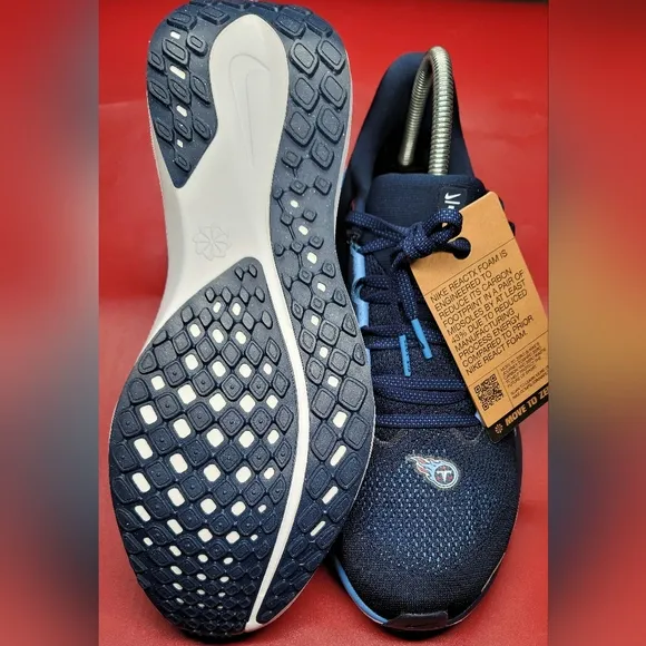 Nike NFL x Tennessee Titans  Pegasus 41 Running Shoes Sz 10 Men NIB