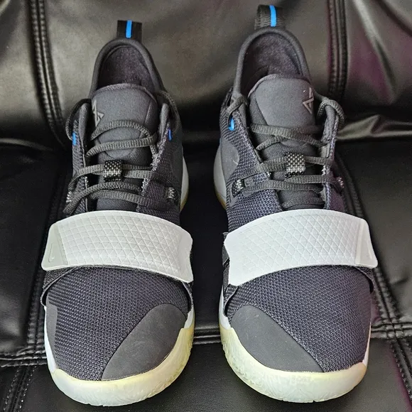 Nike PG 2.5 size 10 US Men, rare Colorways