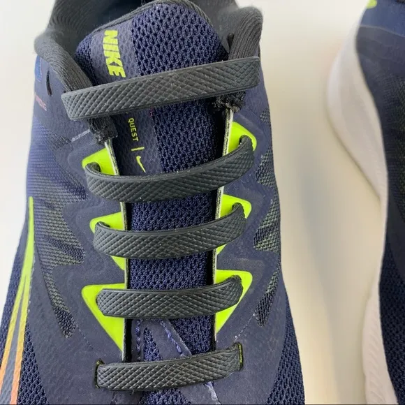 Nike Quest 3 Women Size 7 Running Shoes Blackened Blue Sunset Pulse CD0232-401