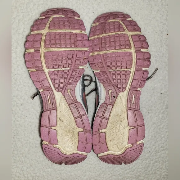 Nike Revolution 2 Gray &amp; Purple Running Shoes Size 8.5