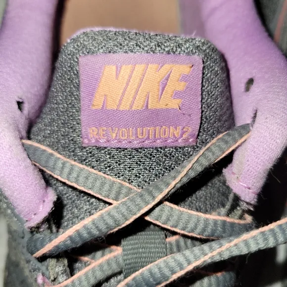 Nike Revolution 2 Gray &amp; Purple Running Shoes Size 8.5