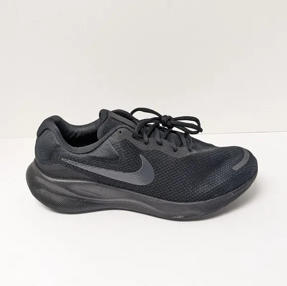 Nike Revolution 7 Running Shoes, Black, Mens 10.5 Wide