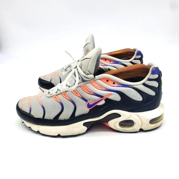 Nike Shoes Youth 7 Women 8.5 Air Max Plus TN GS Platinum Violet Lava 718071 007