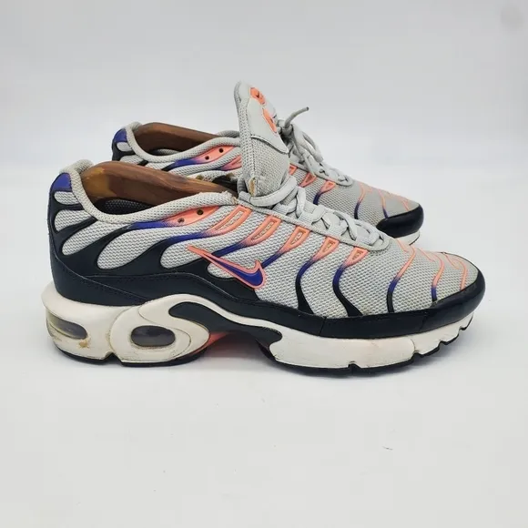 Nike Shoes Youth 7 Women 8.5 Air Max Plus TN GS Platinum Violet Lava 718071 007