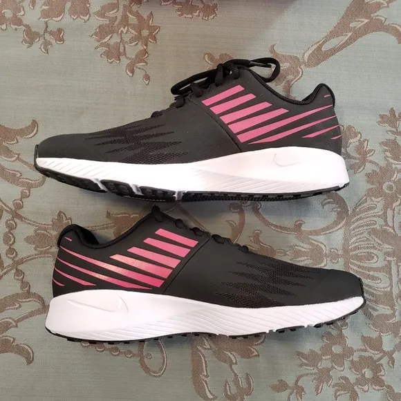 Nike Star Runner (GS) Black Metallic Silver Shoes Women Size 8