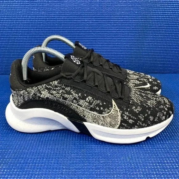 NIKE SUPERREP GO 3 FLYKNIT Women`s Size 8.5 Black White Running Shoes DH3393-010