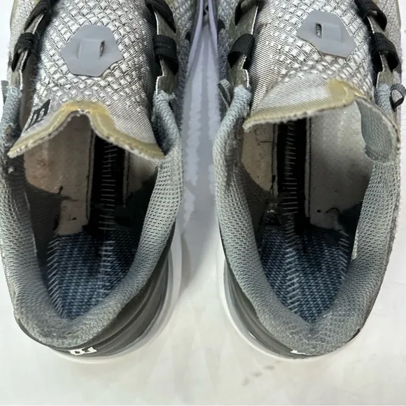 Nike Tiger Woods TW 15 Metallic Silver Golf Shoes 704884-002 Men Size 8.5 (Read)