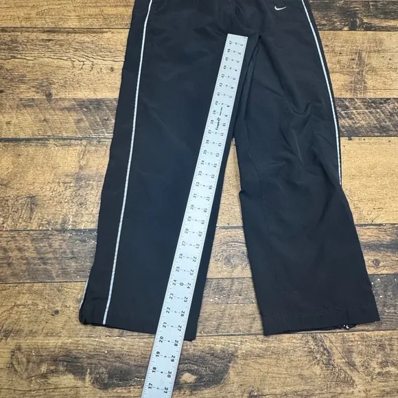 Nike Track Pants Athletic Warm Up Black White Stripe Mens Size L gray tag