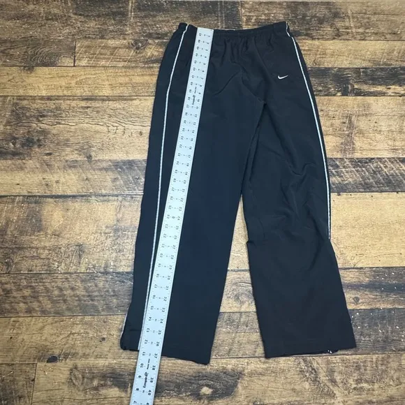 Nike Track Pants Athletic Warm Up Black White Stripe Mens Size L gray tag