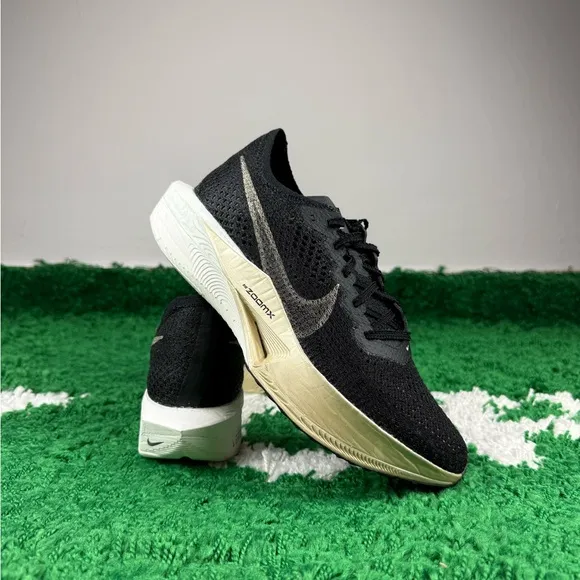 Nike ZoomX Vaporfly NEXT% 3 Black Metallic Gold Grain Men size 8 NEW DV4129-001