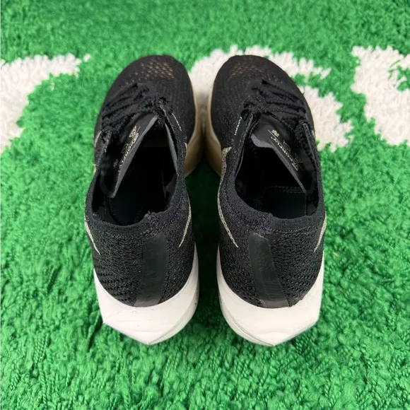 Nike ZoomX Vaporfly NEXT% 3 Black Metallic Gold Grain Men size 8 NEW DV4129-001