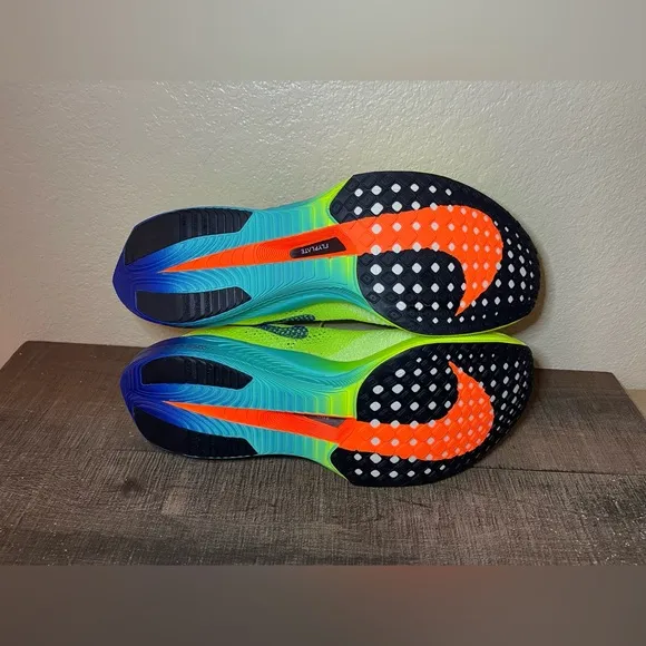 Nike ZoomX Vaporfly Next% “Fast Pack” Running Shoes.- Size 13 Men.