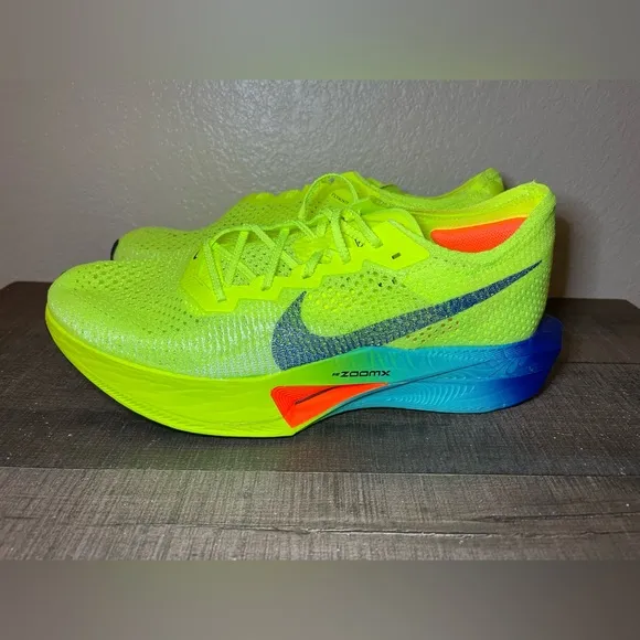 Nike ZoomX Vaporfly Next% “Fast Pack” Running Shoes.- Size 13 Men.