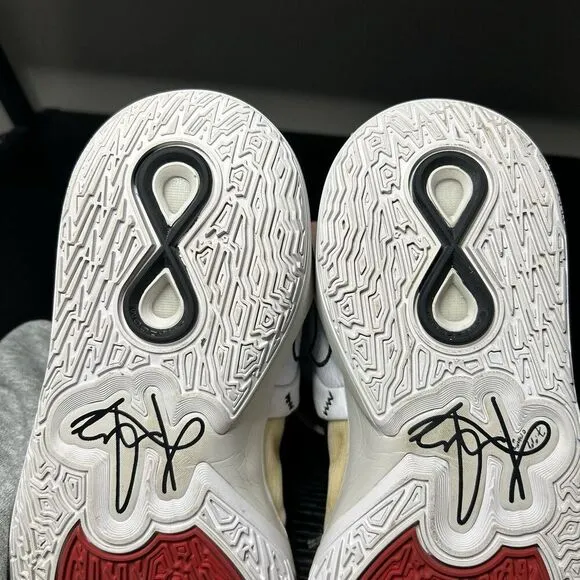 Nike Kyrie 8 Infinity Men Size 11.5 White Black Red Basketball Shoes CZ0204-101
