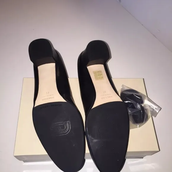 NWB Shoes for women size 11 41 black color Italian