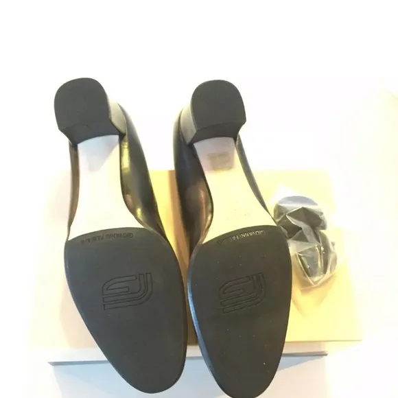NWB Shoes for women size 11 41 black color Italian