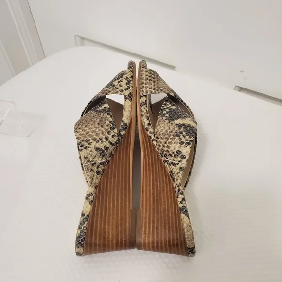 NWOB Cole Haan Adley Grand Snakeprint Leather Wedge Sandals Size 9B Retail $140