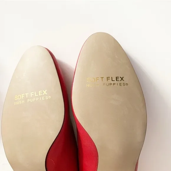 NWOT Hush Puppies Softflex Shoes Red Pumps Kitten Heels Size 13M