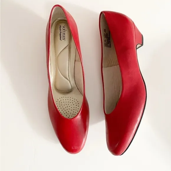 NWOT Hush Puppies Softflex Shoes Red Pumps Kitten Heels Size 13M