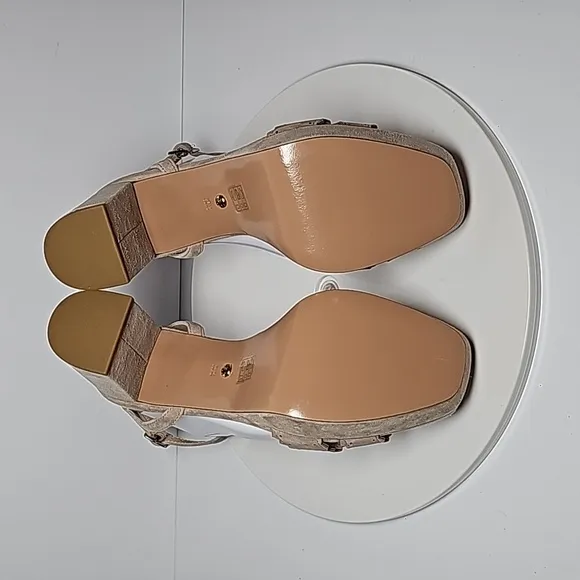 NWOT Pelle Moda Ansel Sandals Block Heels Ankle Strap Suede Gray Mushroom 8