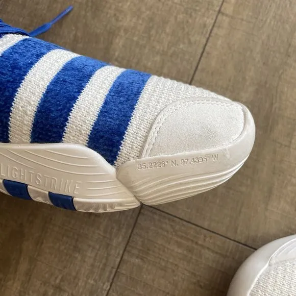 NWT Adidas Men Trae Young 2 Basketball Shoes Size 12 White Blue H03839 Sneakers