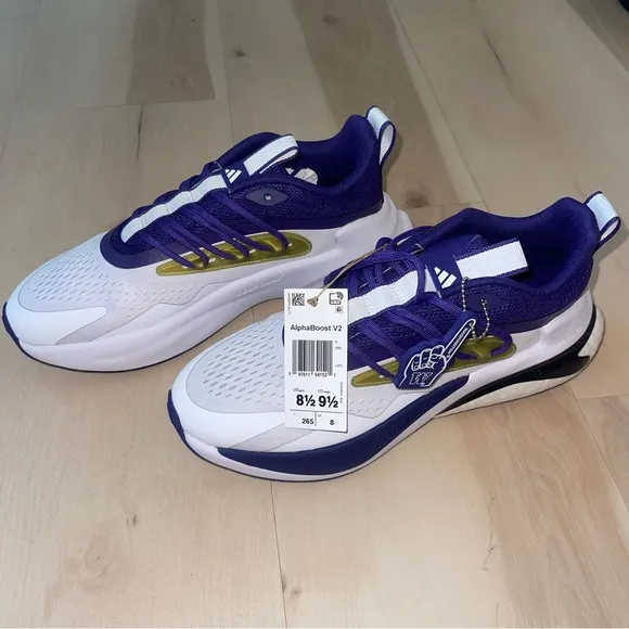 NWT Adidas University of Washington Alpha Boost V2 Shoes Men SZ 8.5 Women SZ 9.5