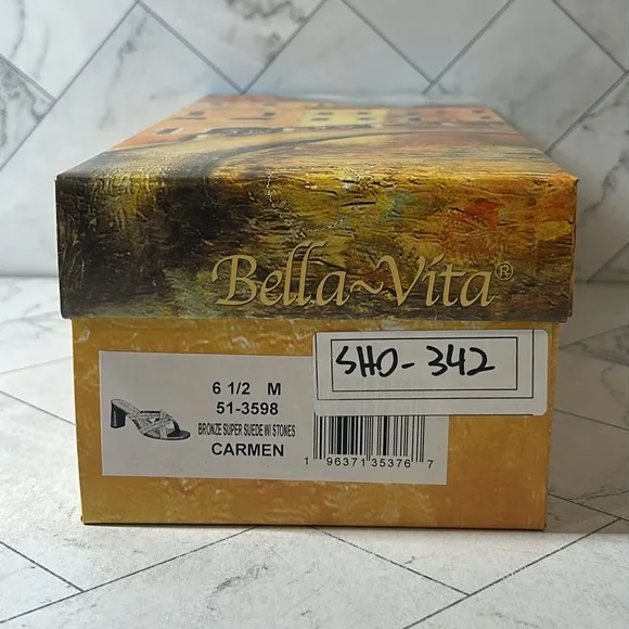 NWT Bella Vita Womens Carmen Bronze Diamond Block Heel Sandal Shoe Size 6.5M