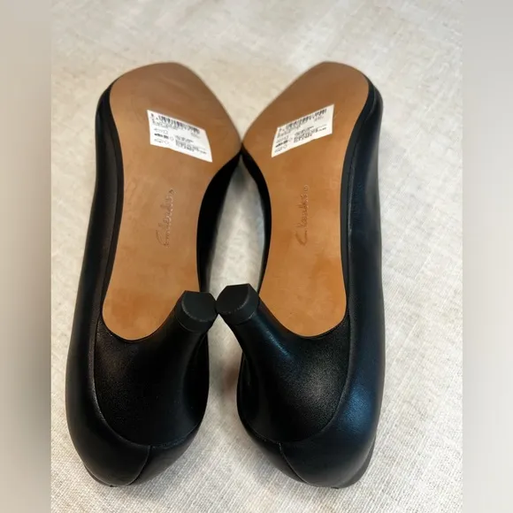 NWT Clarks Linvale Jerica Shoes - Size 8.5