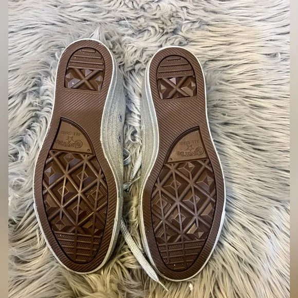 NWT Converse silver Chuck Taylor’s