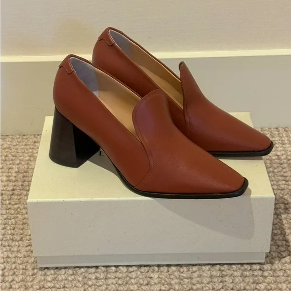 NWT Dear Frances Leather Khai Pumps in Terracotta Size 38 (retail $375)