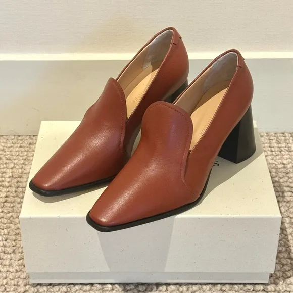 NWT Dear Frances Leather Khai Pumps in Terracotta Size 38 (retail $375)