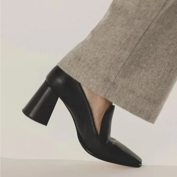 NWT Dear Frances Leather Khai Pumps in Terracotta Size 38 (retail $375)
