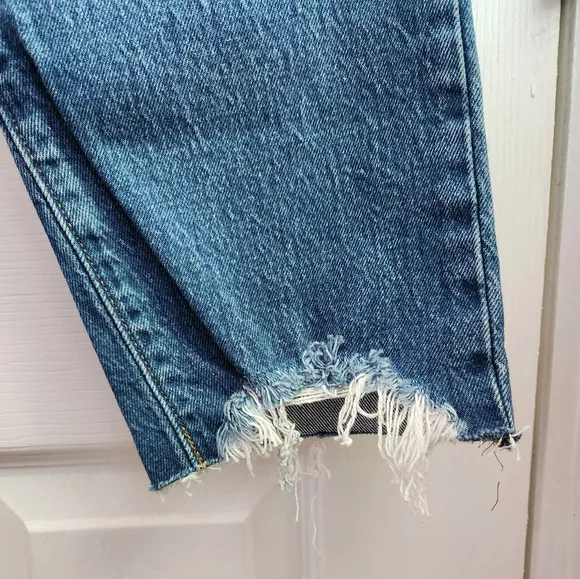 NWT Levi's 501 Original Cropped Distressed Denim