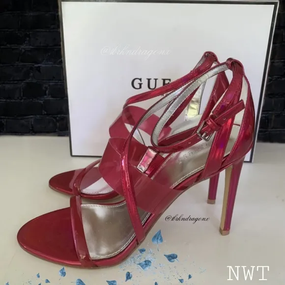NWT Pink Shimmer Heeled Sandal Gorgeous Poppin Pink 🩷 Strappy Sandals