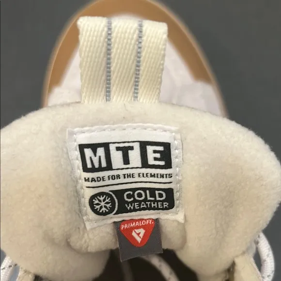 NWT - Vans UA SK8-Hi MTE-2 Sneakers, Beige, Size M 7.5 / W 9.0, RARE!!
