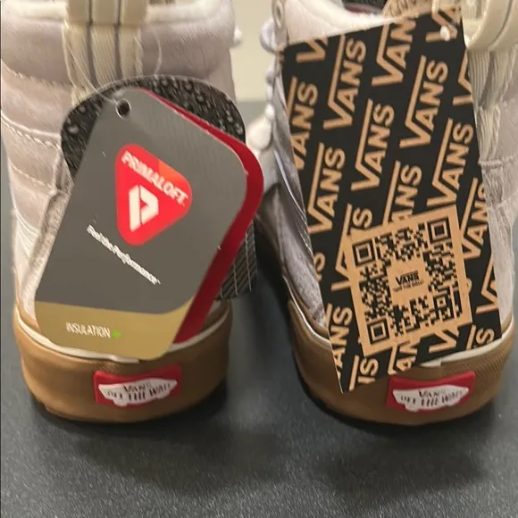 NWT - Vans UA SK8-Hi MTE-2 Sneakers, Beige, Size M 7.5 / W 9.0, RARE!!