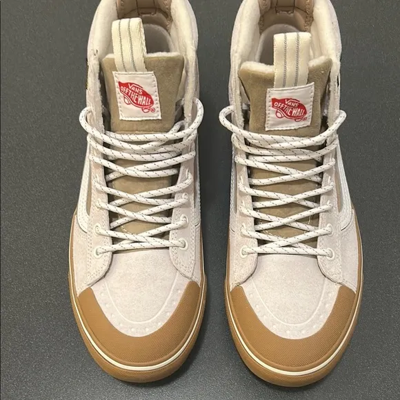 NWT - Vans UA SK8-Hi MTE-2 Sneakers, Beige, Size M 7.5 / W 9.0, RARE!!