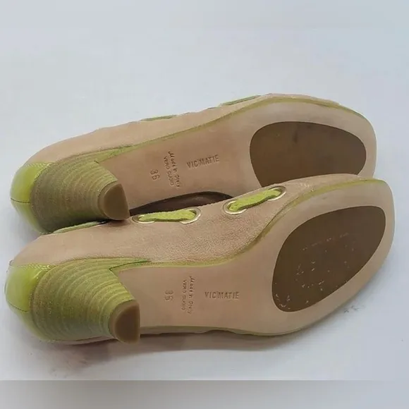 NWT Vic Matie tan with green heels and laces women’s shoe size 6