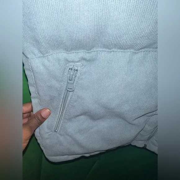 NWT Vineyard Vines Light Blue Oversized Puffer Vest size Small